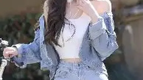 电竞追梦：痴鸡小队的热血与情感之旅