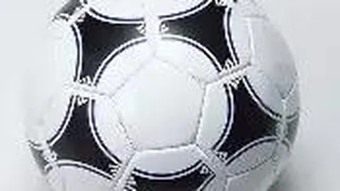 森林狼官方展示兰德尔休赛期刻苦训练瞬间